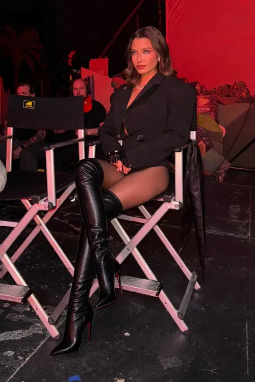 Julia Wieniawa by Temporary_Income_978