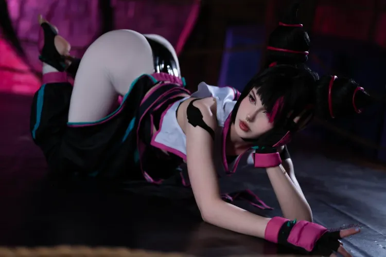 Juri Han cosplay by me (mollb_cosplay) by e1lie_grau