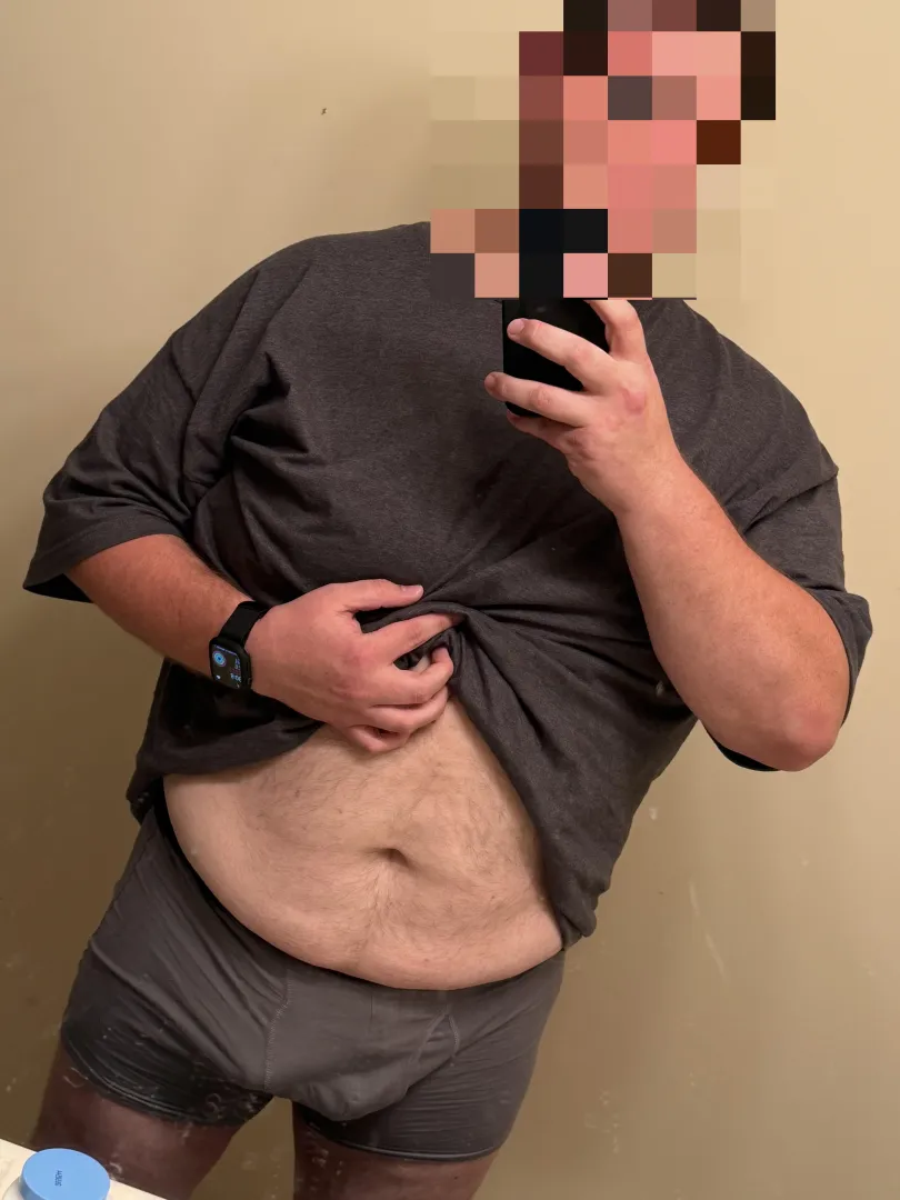 Just a Big Dude [35] posted by GLPen1s
