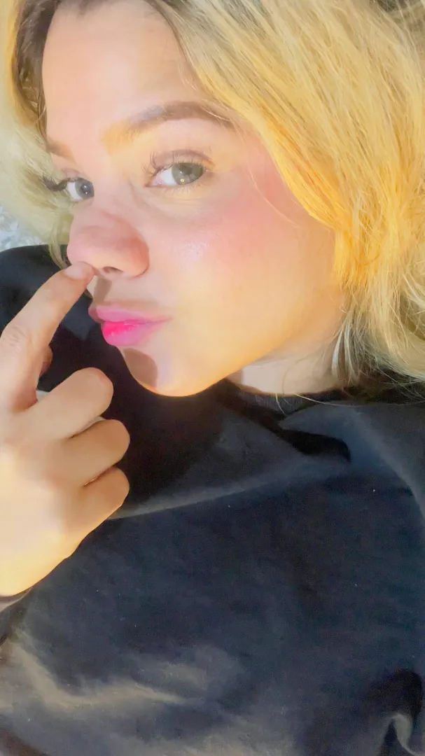 Just a blonde showing off her favorite features. posted by IvanaBanks25