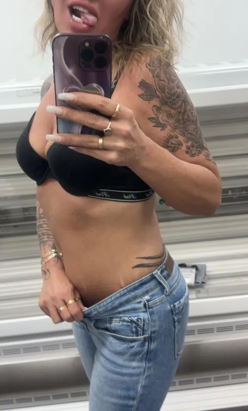 Just a drop in❤️ to say HI! by Mayitbeoursecret77