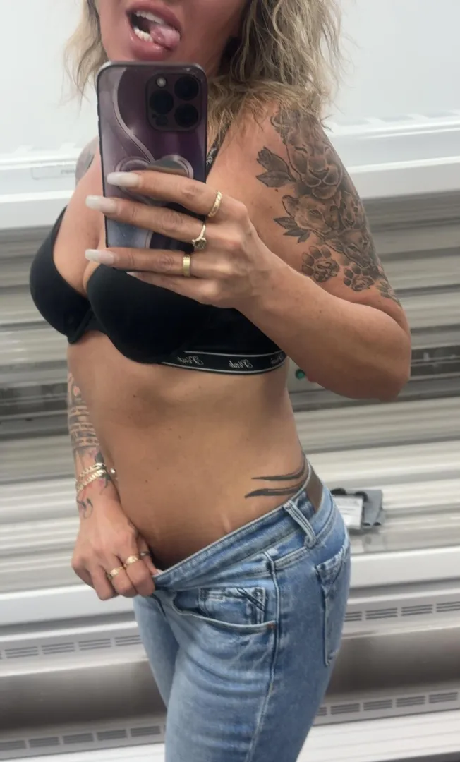 Just a drop in❤️ to say HI! posted by Mayitbeoursecret77