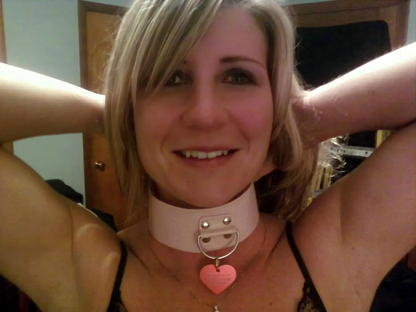 Just a happy moment showing off her collar. posted by Elegant_Air8310