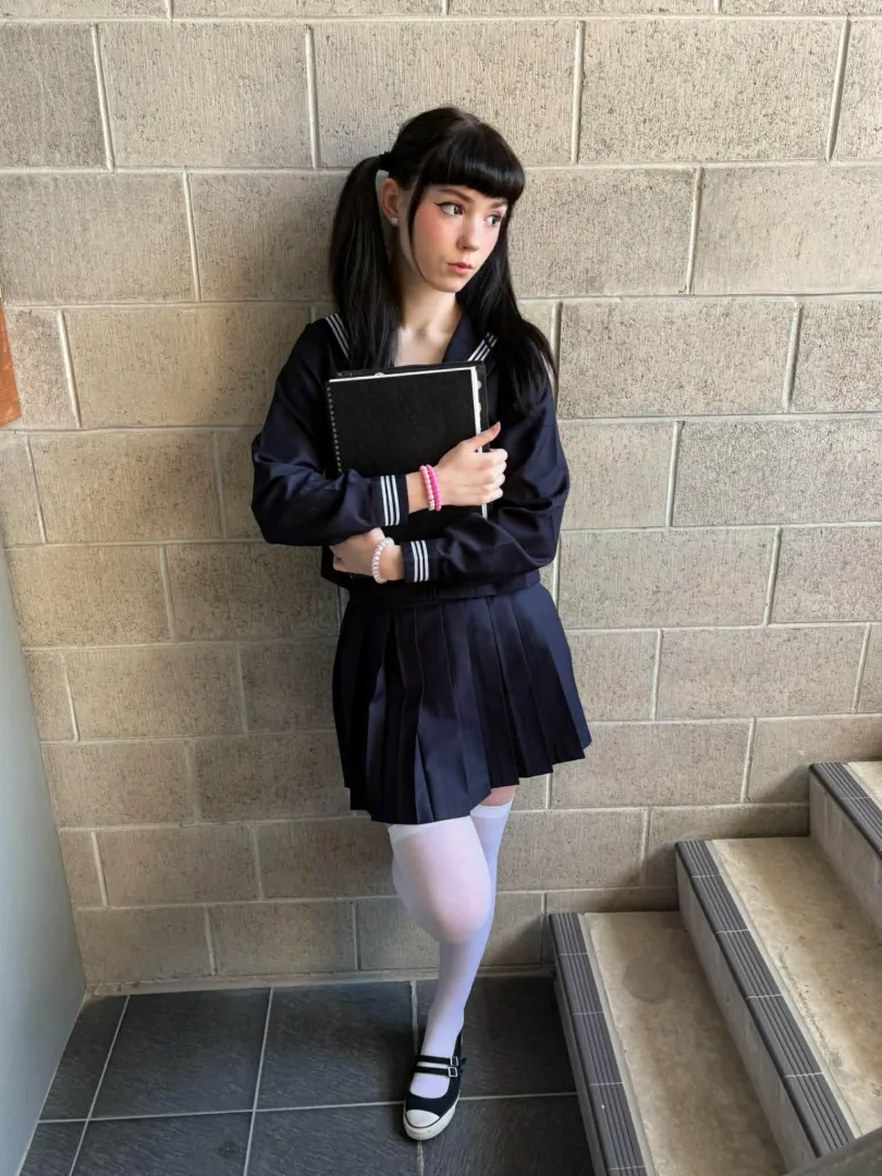 Just a horny student… posted by Angelic_Girlx