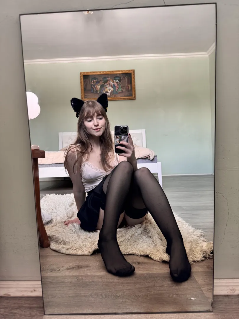 just a lil flirty no harm done [f] posted by bbyemmaa