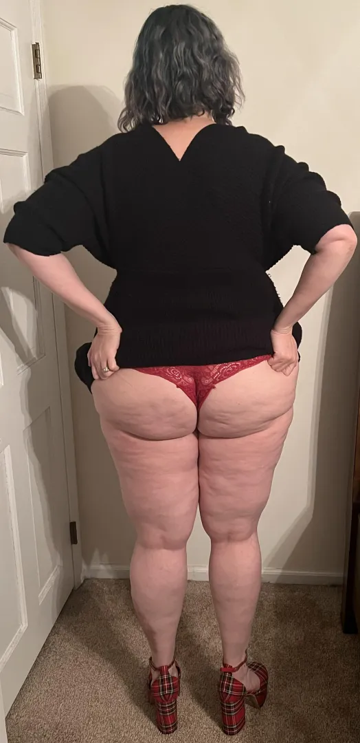 Just a little tease ;) posted by Lilyxxxlicious