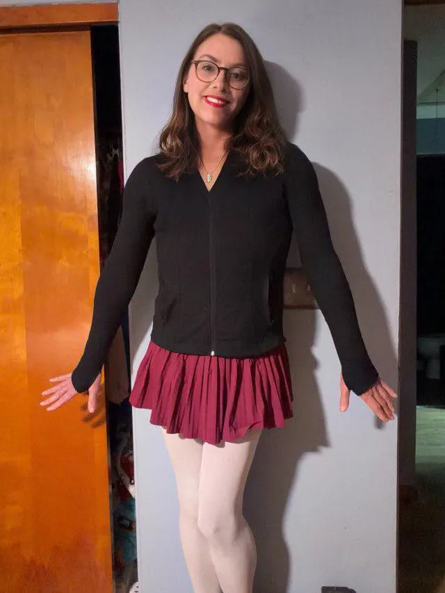 Just a PA girl trying to look cute posted by izzypet1