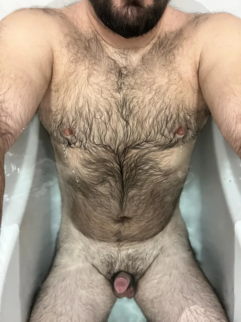 Just a relaxing night (37) posted by No_Particular_4622