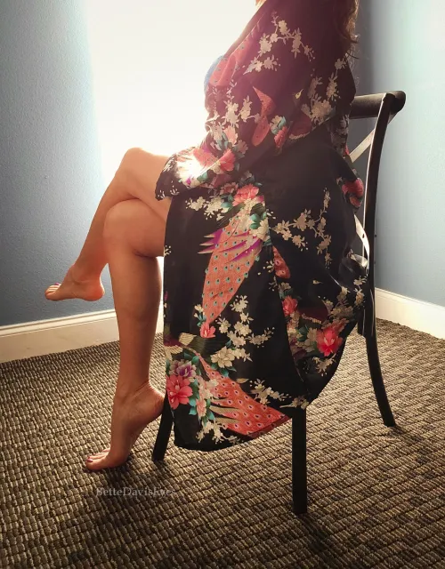 Just a slow pull towards softness you can’t shake. by BetteDavisEyes1