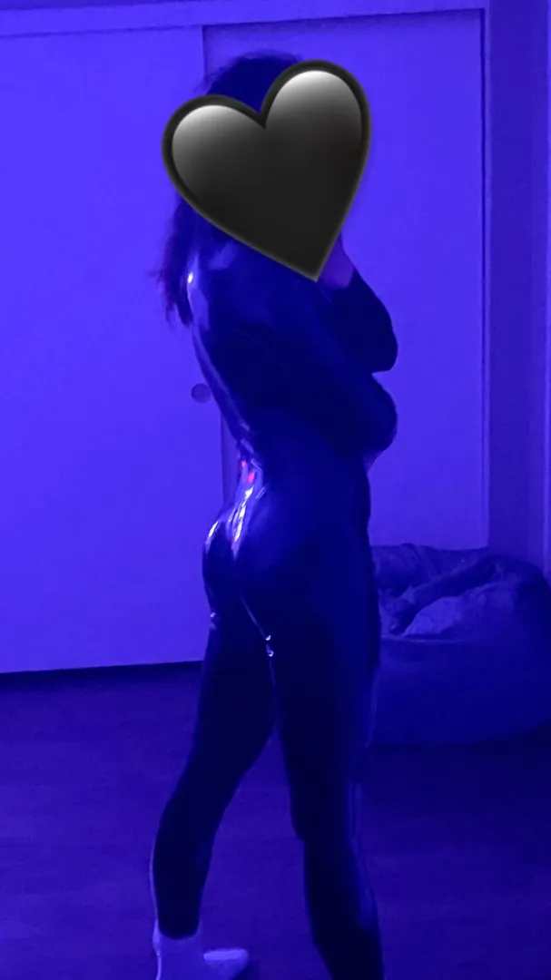 Just after taking this photo i found a tear  posted by sakamoto_says