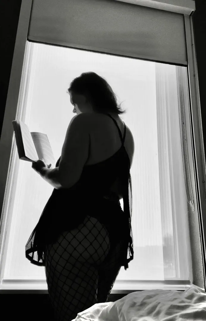 Just bookworm things posted by SuchIsVee