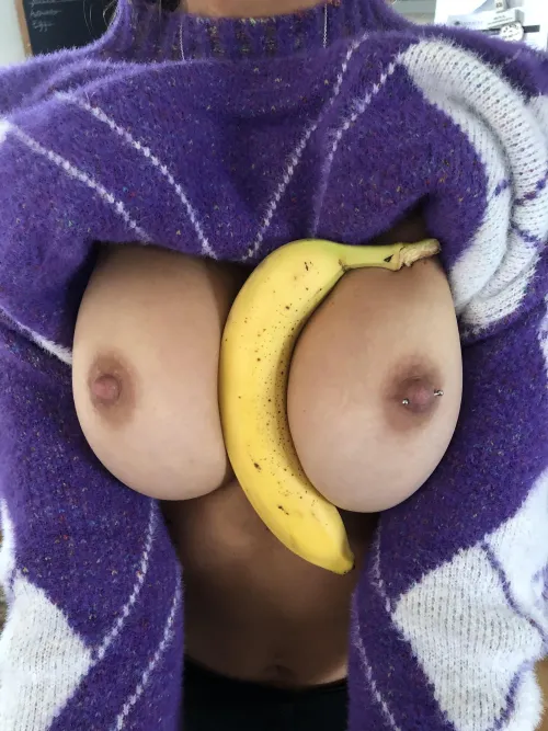 Just checking how dead this sub is?? If you haven't seen this pic yet then welcome to the new people  by Elsqueezo73