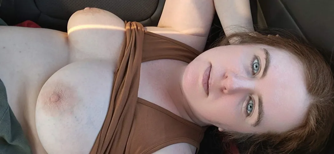 Just chilling by Naughtyredheadkitten