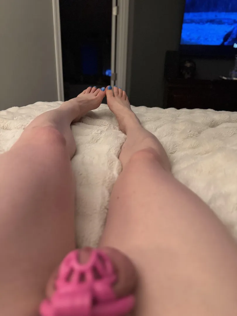 Just did my toes blue. Feeling cute this morning posted by Anyo_Adored