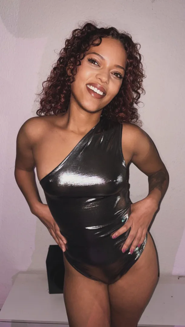 just feeling present posted by mysticcherryyy