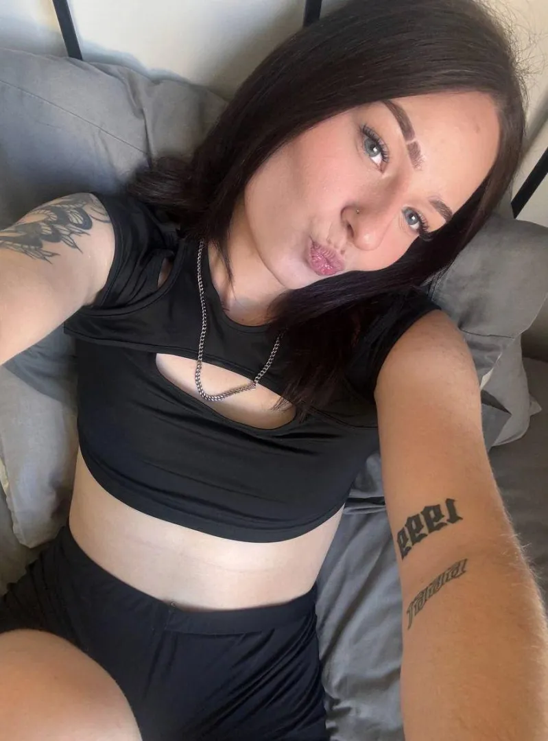 just friday things posted by mochacaramela