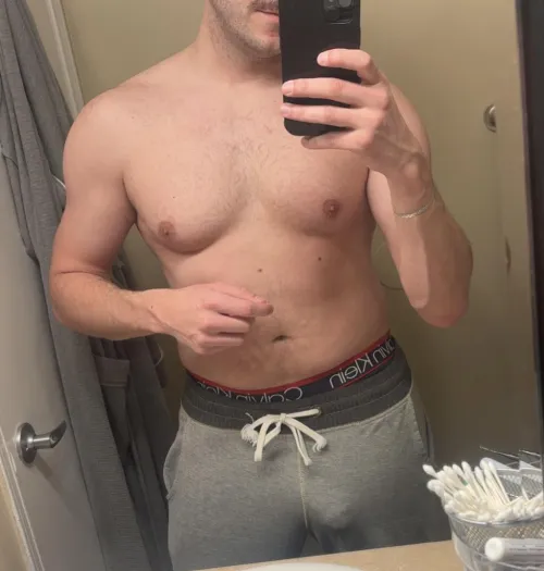 Just got back from the gym by DramaEast