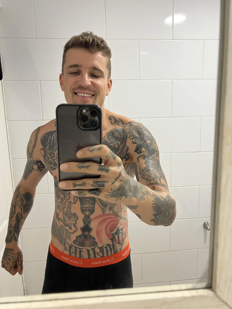 just got home from gym  posted by Luke_Sakura