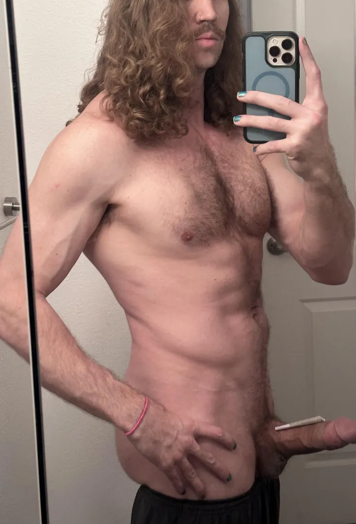 just got ho[m]e, time to relax posted by augustparsons