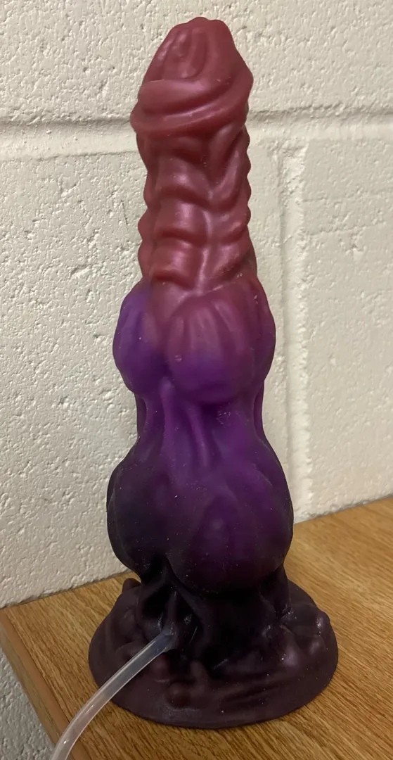 Just got my very first dildo not too long ago! I absolutely adore the knots! posted by Queasy-Low-8788