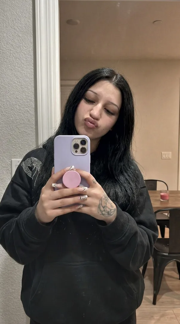 just here, taking it easy posted by IndicationLeading354