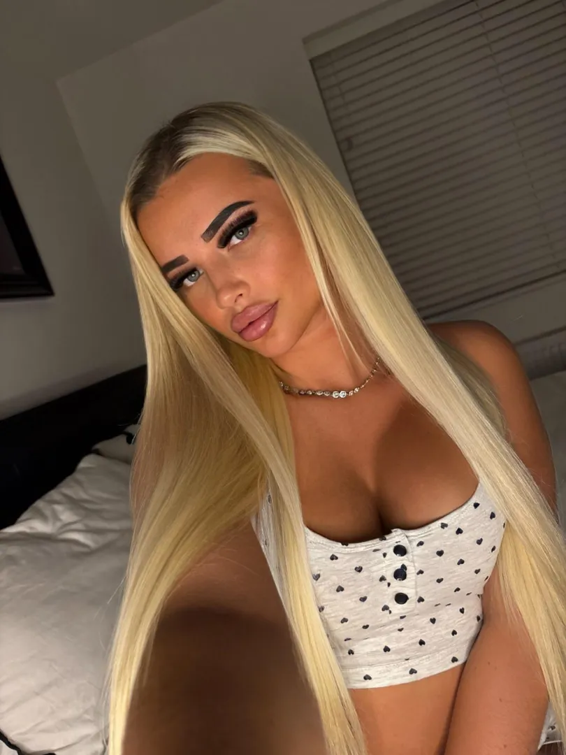 just keeping it sweet and simple posted by PearledEcho