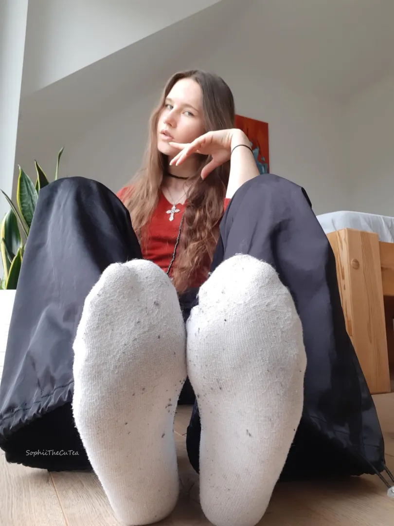 Just know they smell horribly posted by SophiiTheCuTea