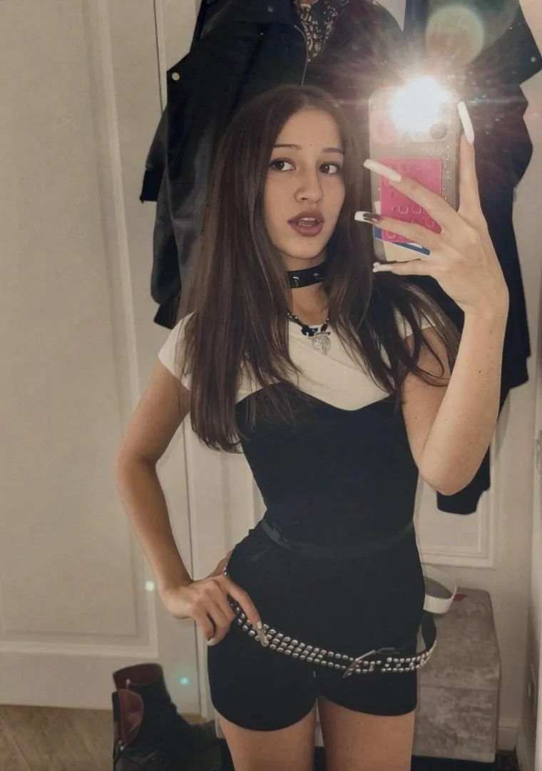 just laying here knowing exactly what i’m doing. posted by General-Value-7769