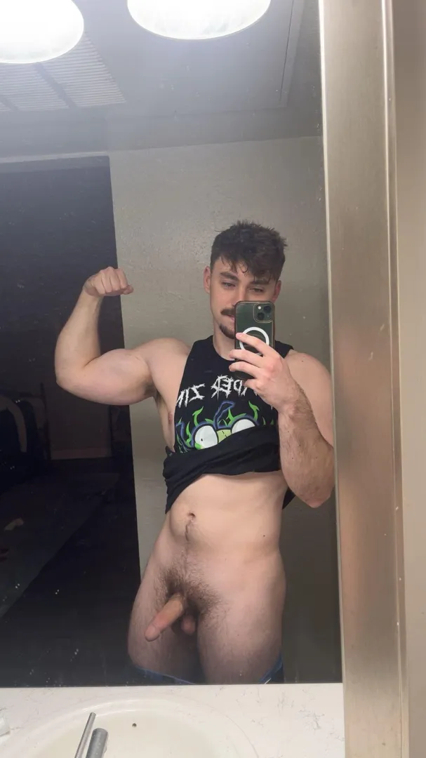 Just letting it hang out posted by williamwth