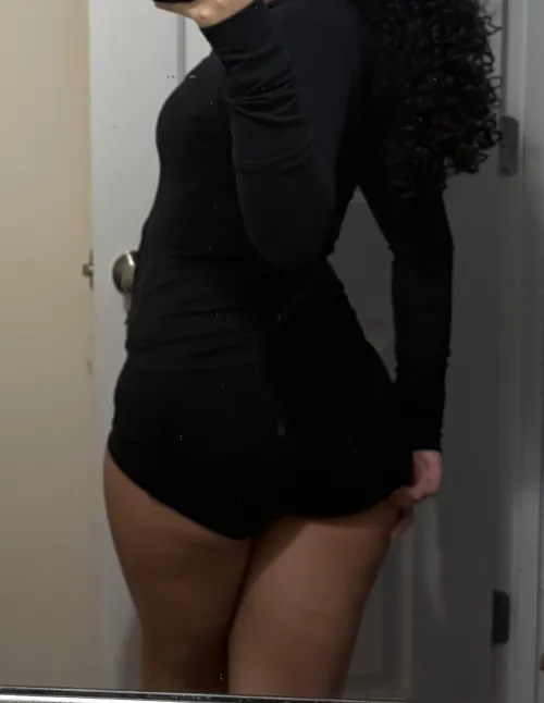 just me….. by prettysashaxo