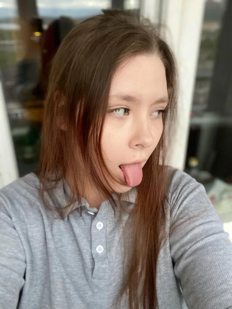 Just me being a tease posted by mirelira