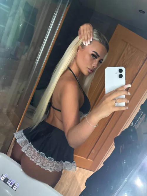 Just me keeping it sweet and simple by PearledEcho