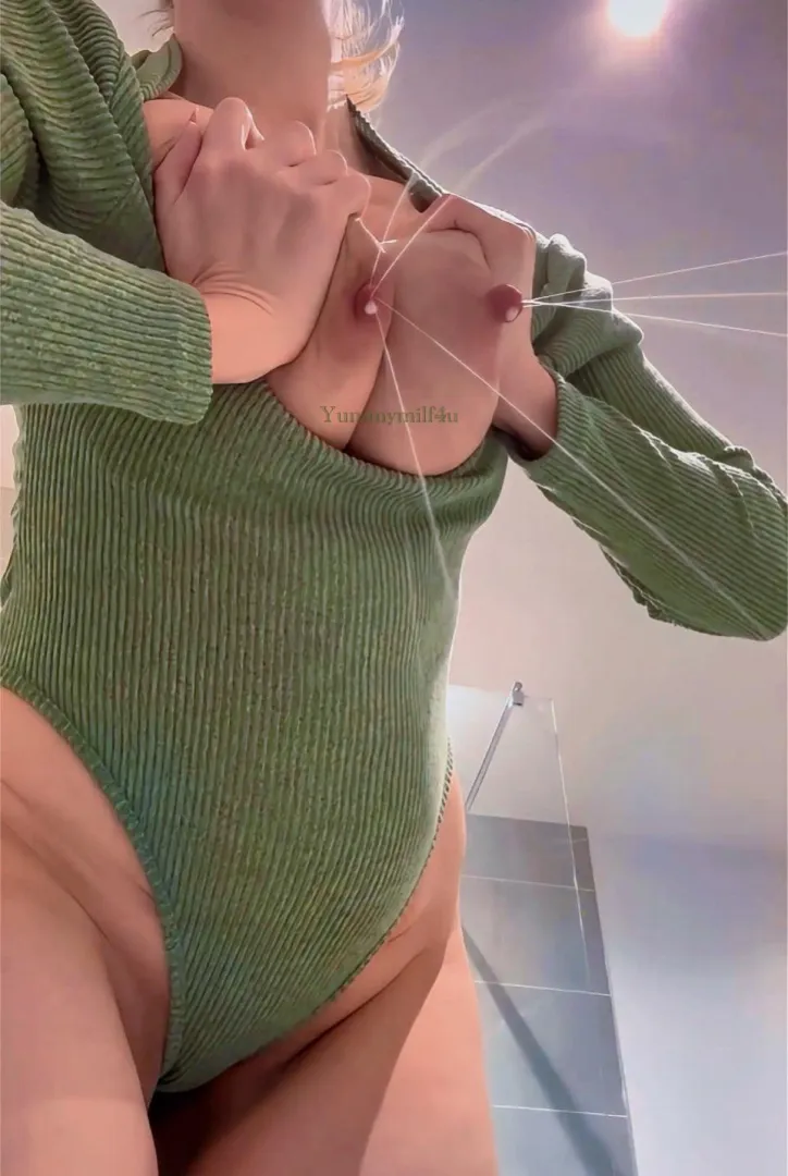 Just open wide and say ahhhh posted by YummyMilf4U