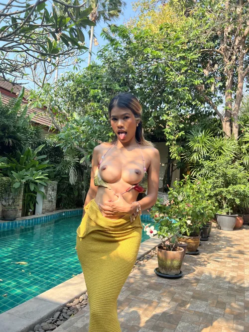 Just outside chilling and being horny by flirtypolly