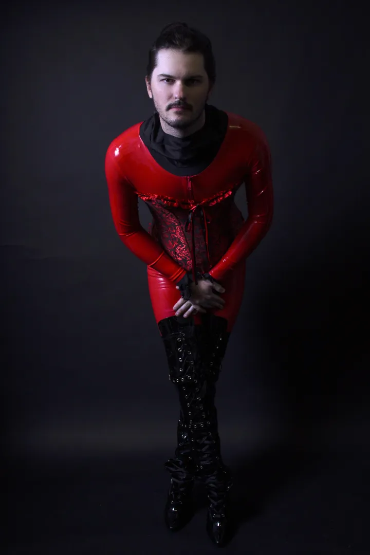 Just posing posted by subzach