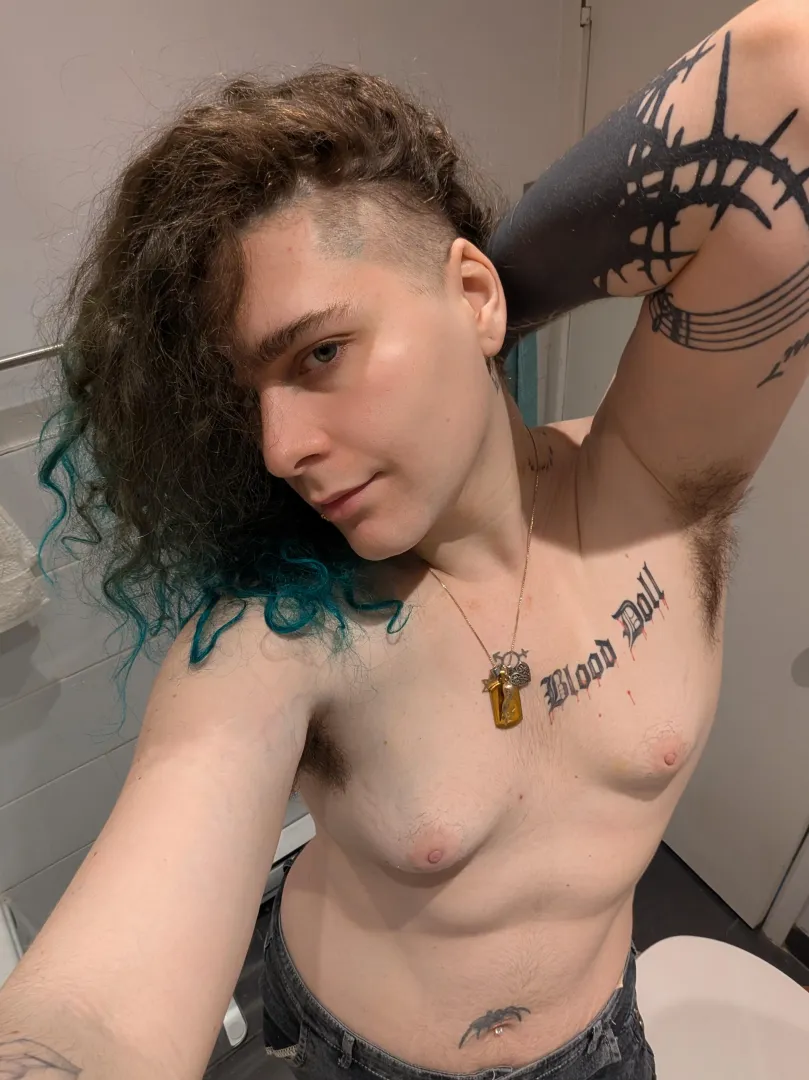 Just redid our dye job, didja notice?  posted by RitualChalks