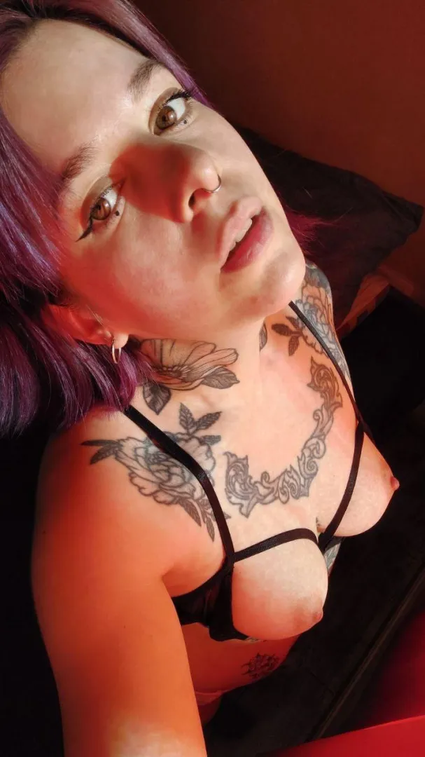 Just spludge on my face posted by lexxi_sky