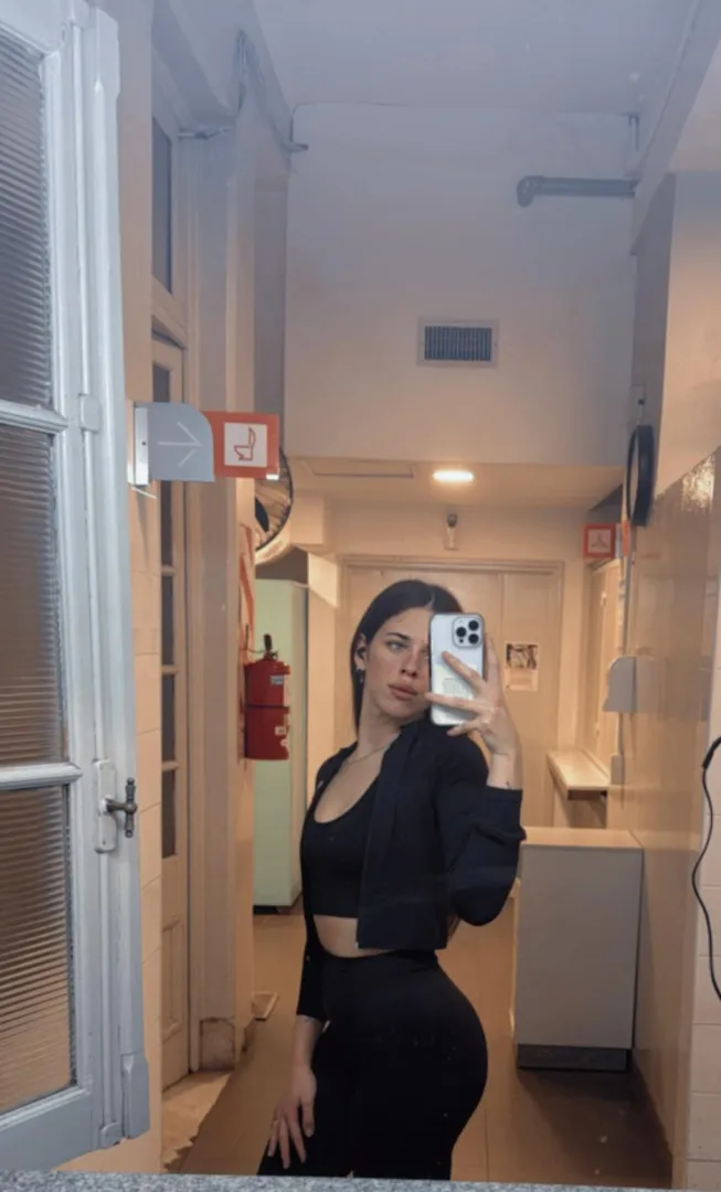 Just the idea of me sitting on your face would drive you crazy  posted by sashadiavo