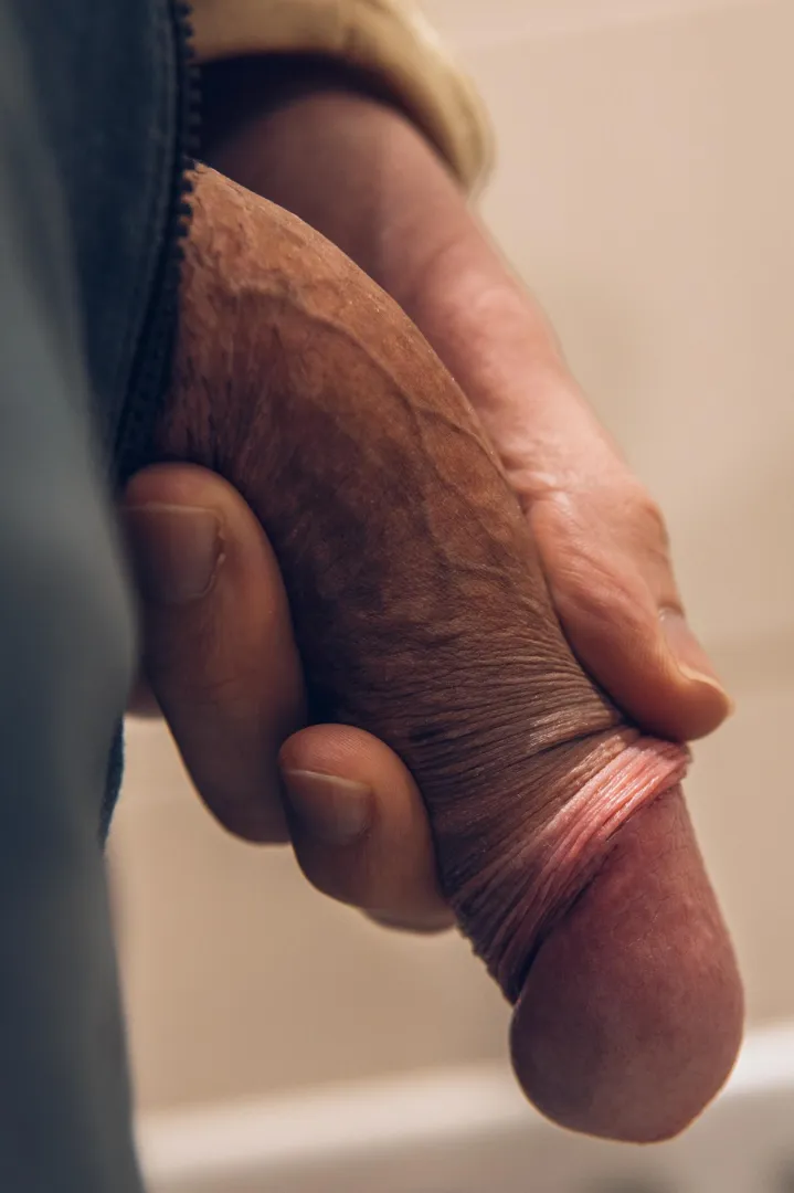 Just the important bits in focus posted by cmnsfw