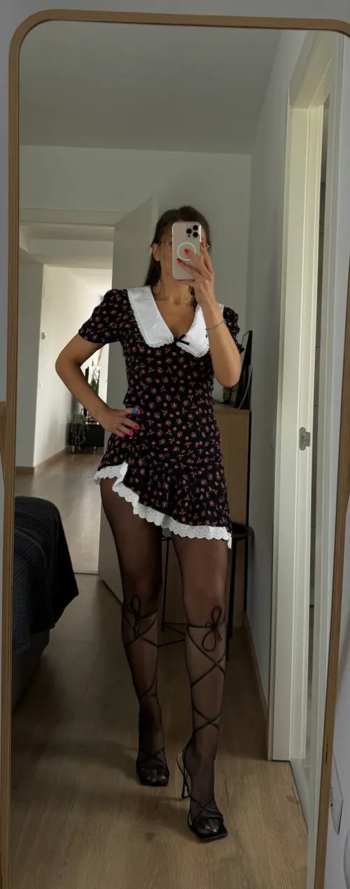 Just trying to be cute by kittyy_dreams