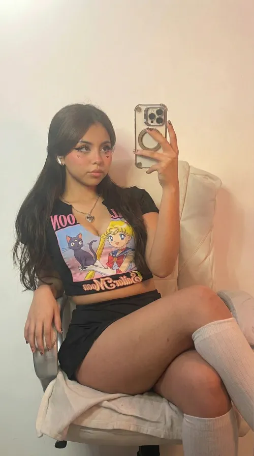 Just ur cute internet girlfriend by PeachySparkleDreams