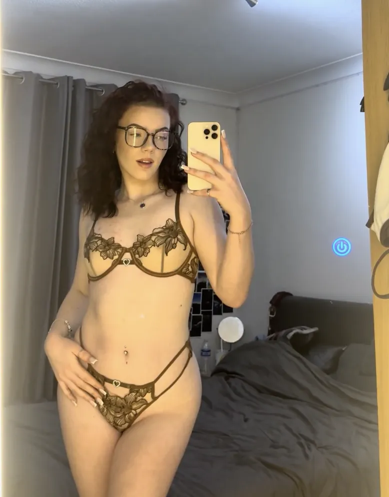 just wanna bounce around on someone twice my age :) posted by Financial_Clerk5746