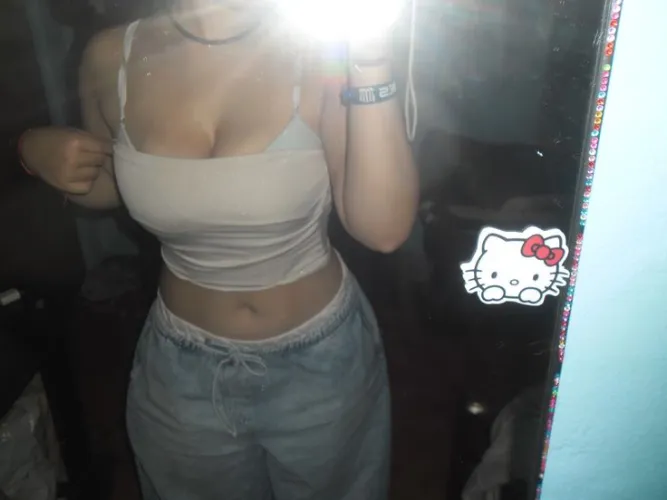 just wanna share for the guys to admire! by Extension_Bobcat_976