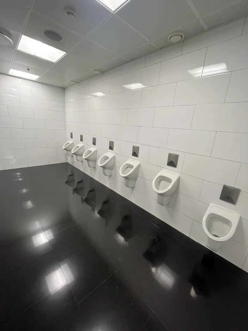 Keflavik Intl Airport posted by cardinalvowels