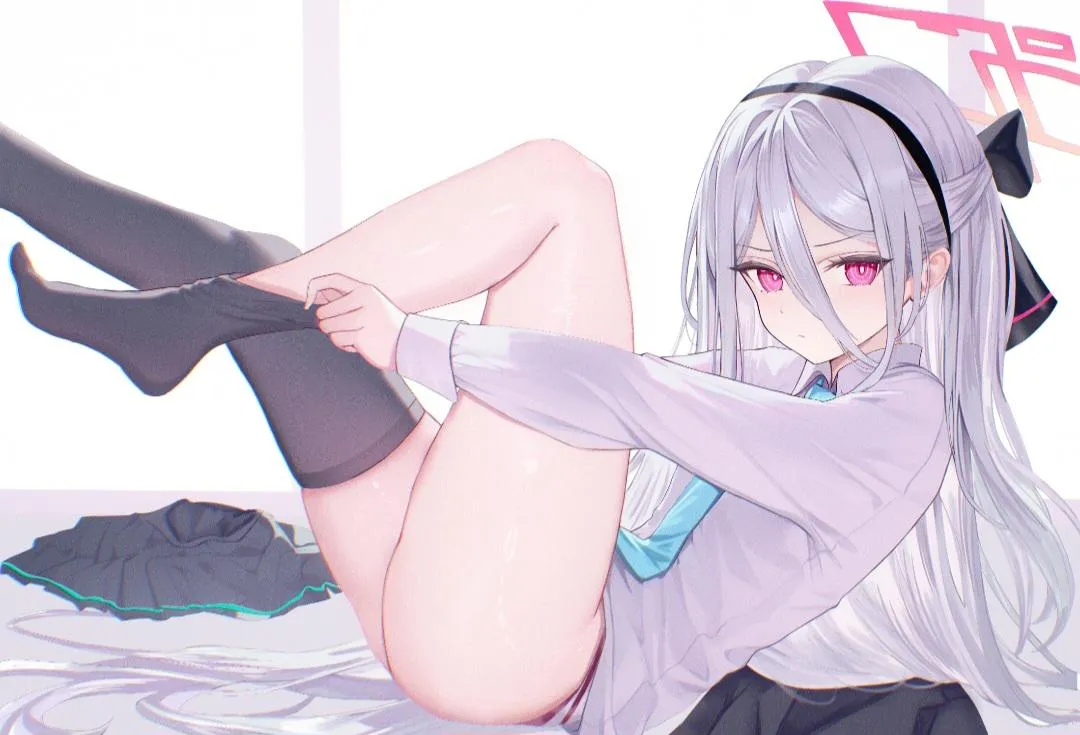 Kei putting on stockings posted by marxsander2016