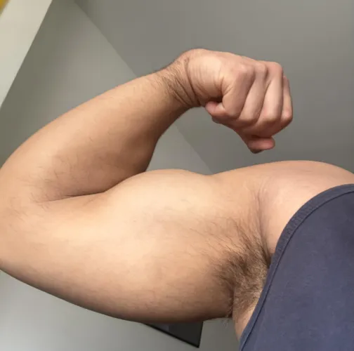 Killer bicep workout yesterday by babyfookinzyzz