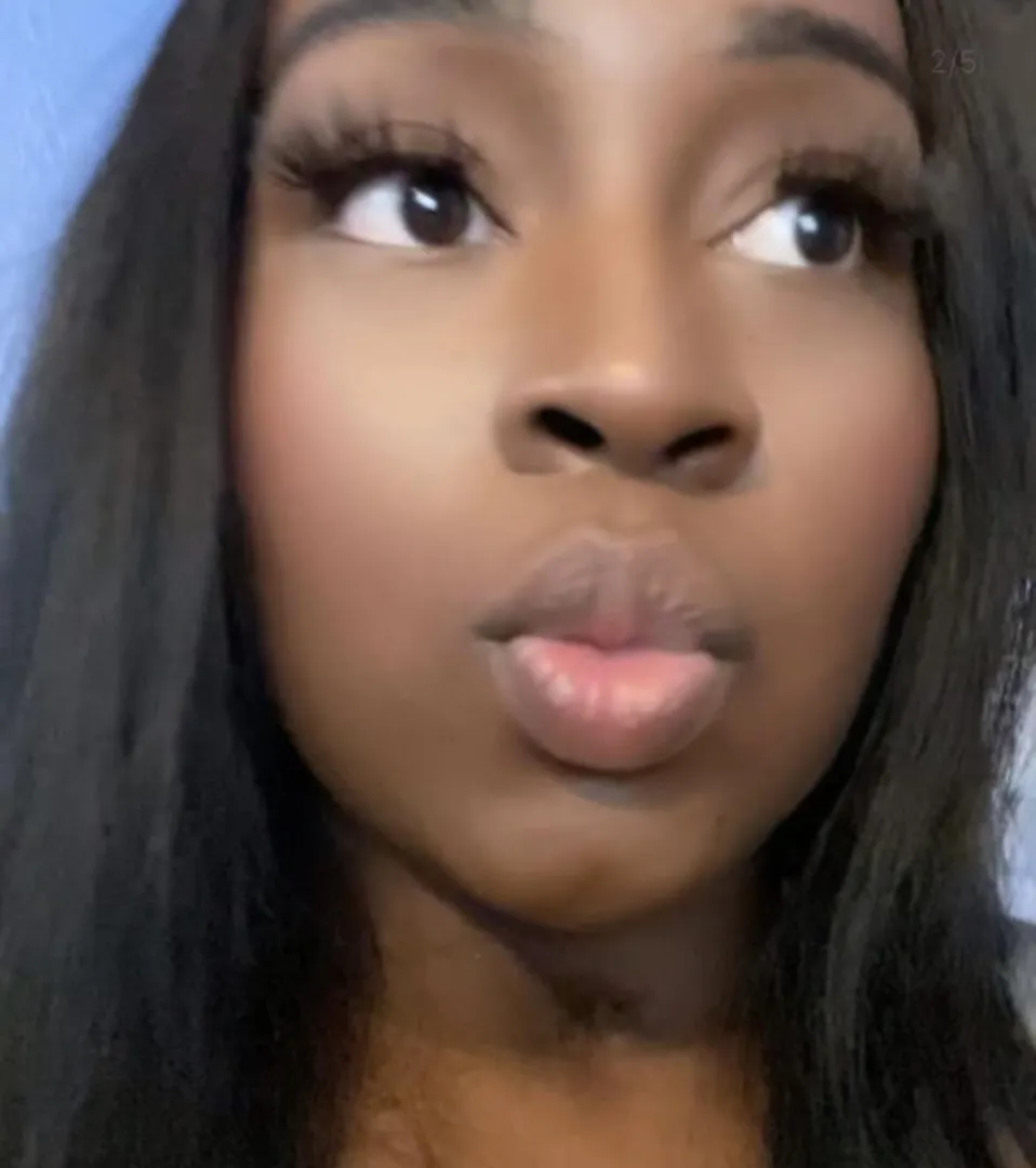 Kiss me posted by Former-One4978