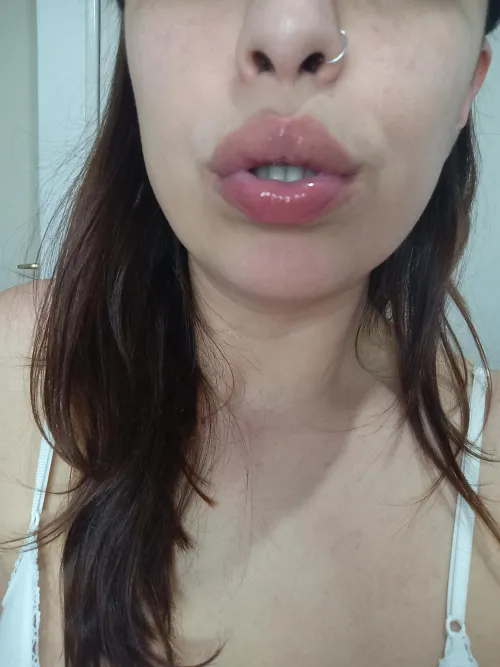 Kiss me .. by Babylucy-