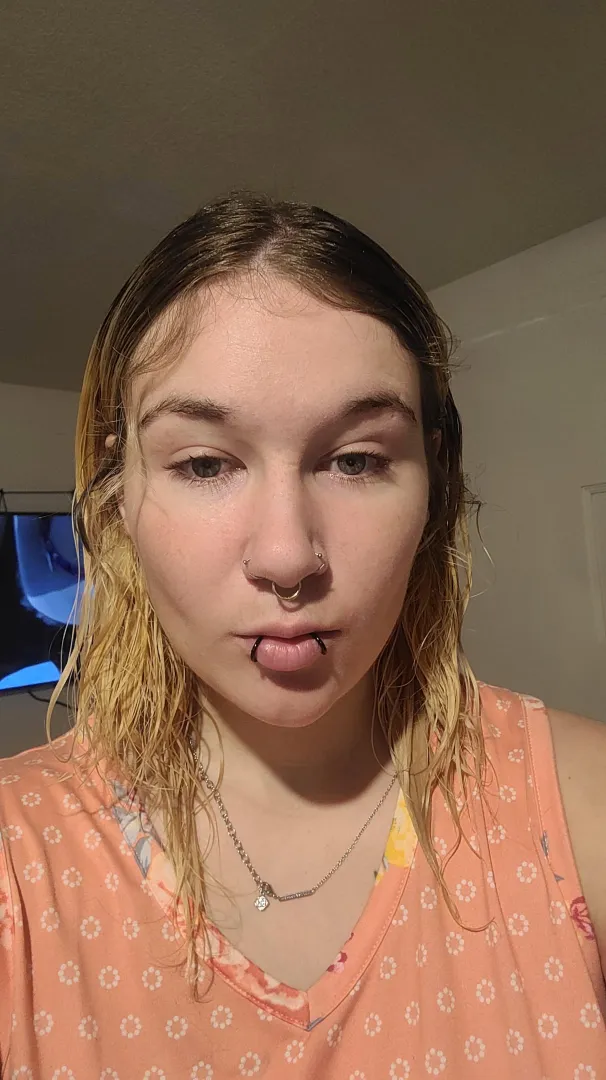 Kiss my lips baby posted by sinning_angel6