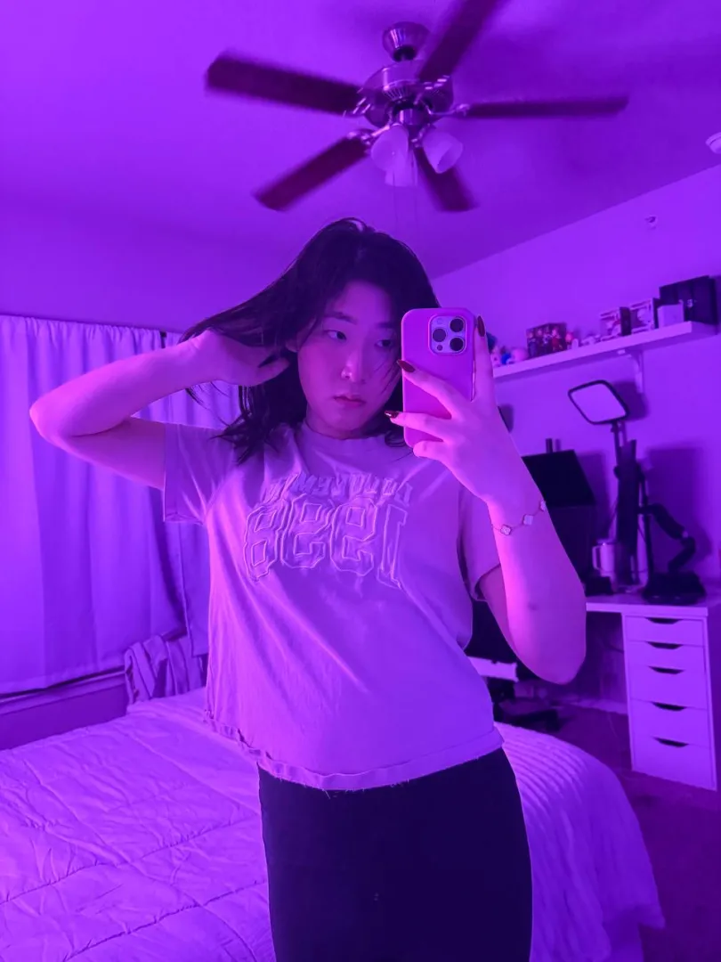 Kiss my neck and tell me how much of a good girl I am. posted by DawnMoerXO